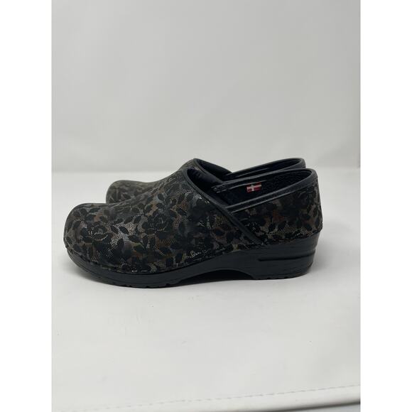 Sanita Black Leather Danish Clogs Floral Lace Pattern EUR 39 US 6.5 - Picture 3 of 13
